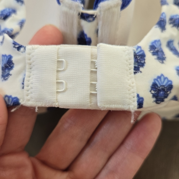 GAP love by Gap live-in pretty demi blue floral Patterned bra sz 34C - Picture 4 of 7